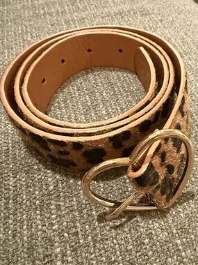 Forever 21 leopard print belt with heart buckle